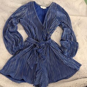 Hannah Banana | Girls Metallic Blue & Gold Pleated Romper shorts size 7